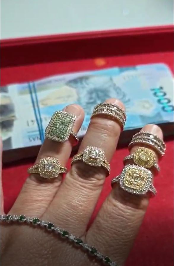 24 Karatz sell gold image
